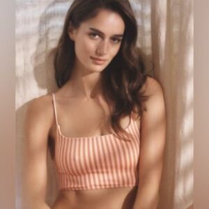 BY ANTHROPOLOGIE RENNA SEAMLESS SQUARE-NECK BRALETTE New with tags, size XXS/XS